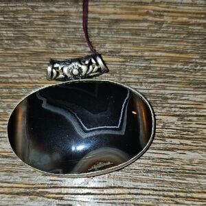 New Sterling Silver Chocolate Banded Agate Horizontal Pendant